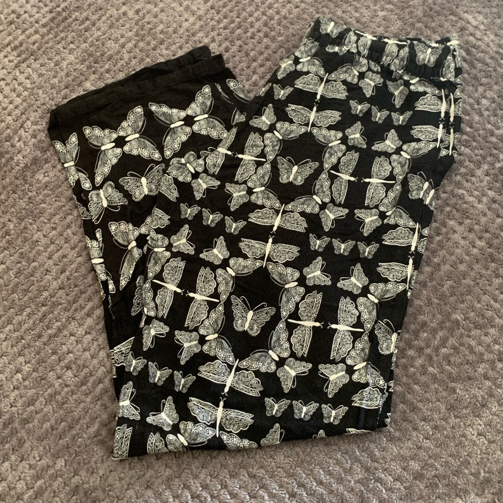 PJ Salvage LUXE Lightweight Black Pajama Bottoms with Butterflies Size M